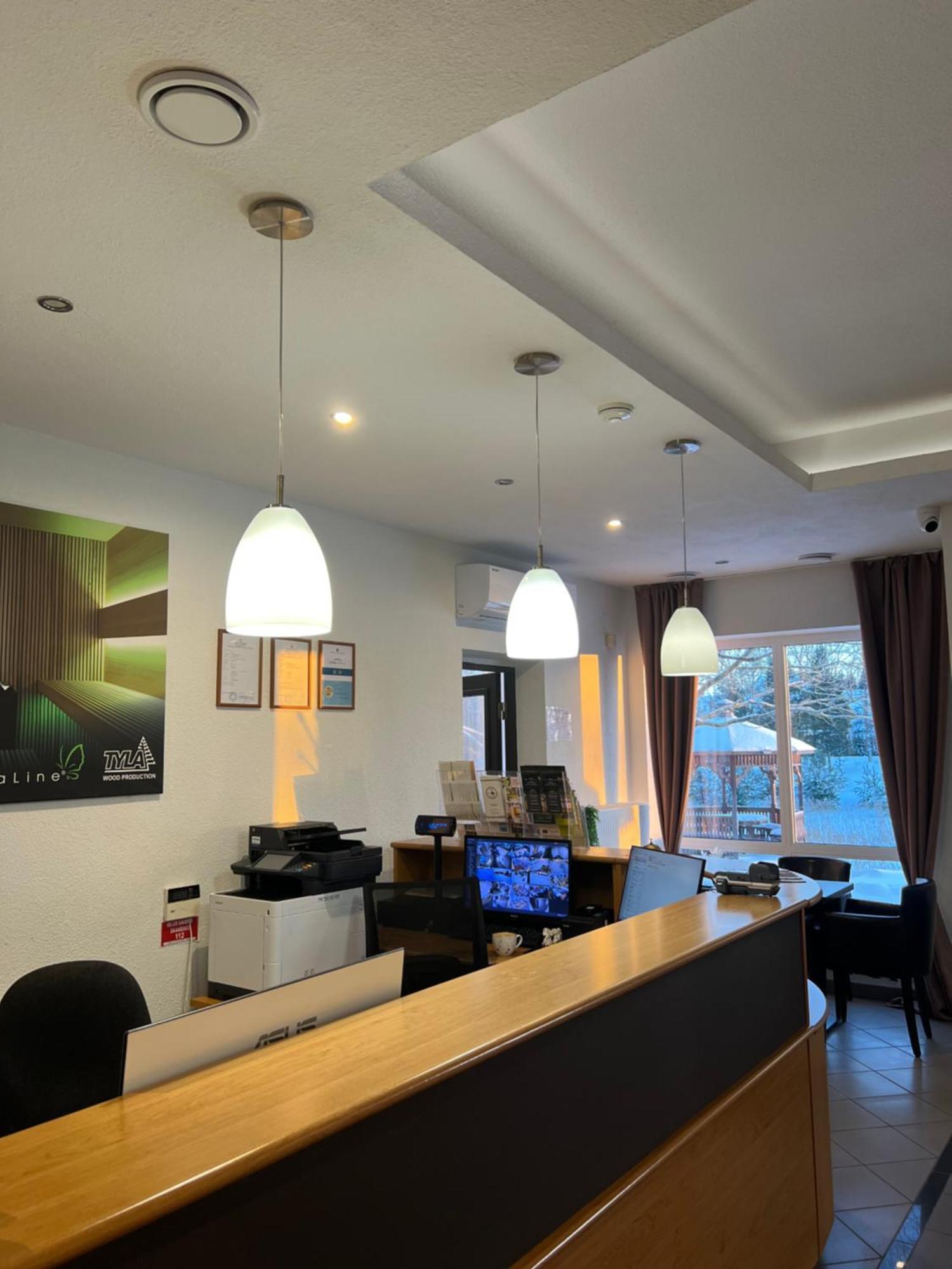 Hotel Tyla Biržai Buitenkant foto